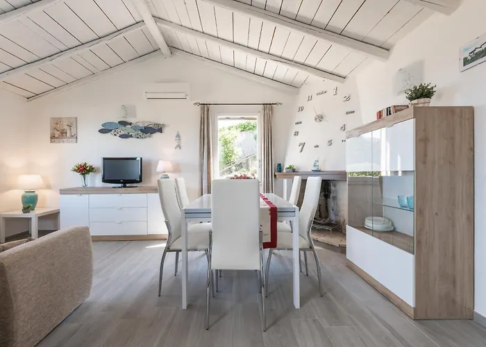 Seb Nyaraló Costa Rei